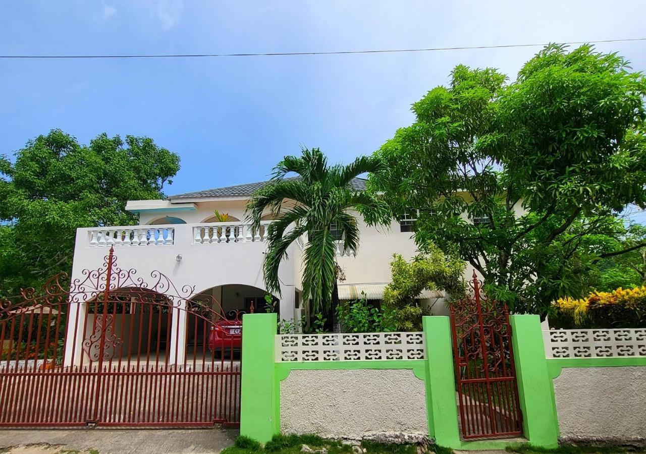 Green'S Palace Jamaica Oracabessa Exterior foto
